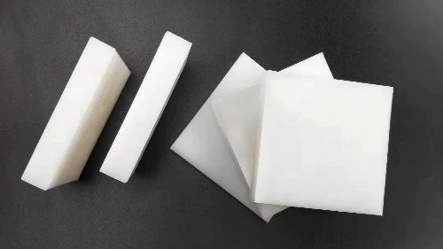 耐磨超高分子聚乙烯板：工业领域的新一代材料解决方案