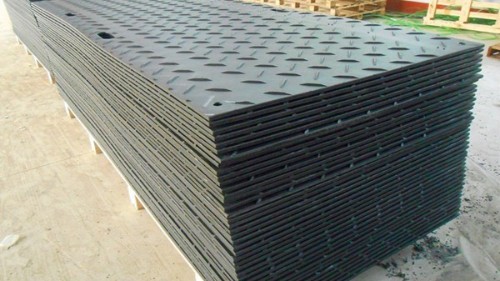 雨天也能优雅出行？高分子聚乙烯铺路垫板颠覆你的想象