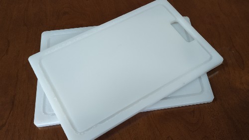 砧板上的交响曲：一块PE塑料菜板的厨房革命