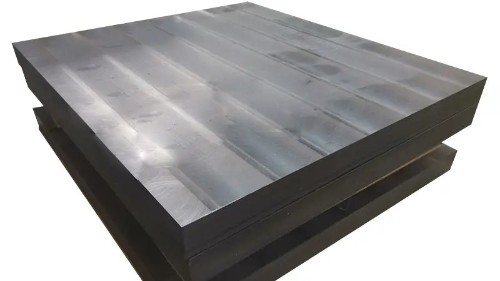 看不见的守护者：含硼聚乙烯板如何为现代工业构筑“安全屏障”