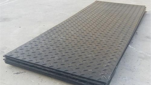 冬季施工新宠：客户亲测，结实耐用聚乙烯铺路板告别锈脆旧板