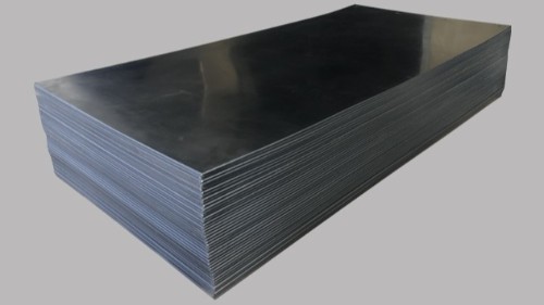 追求工业安全和效率的现代阻燃超高分子量聚乙烯板的应用变得尤为重要