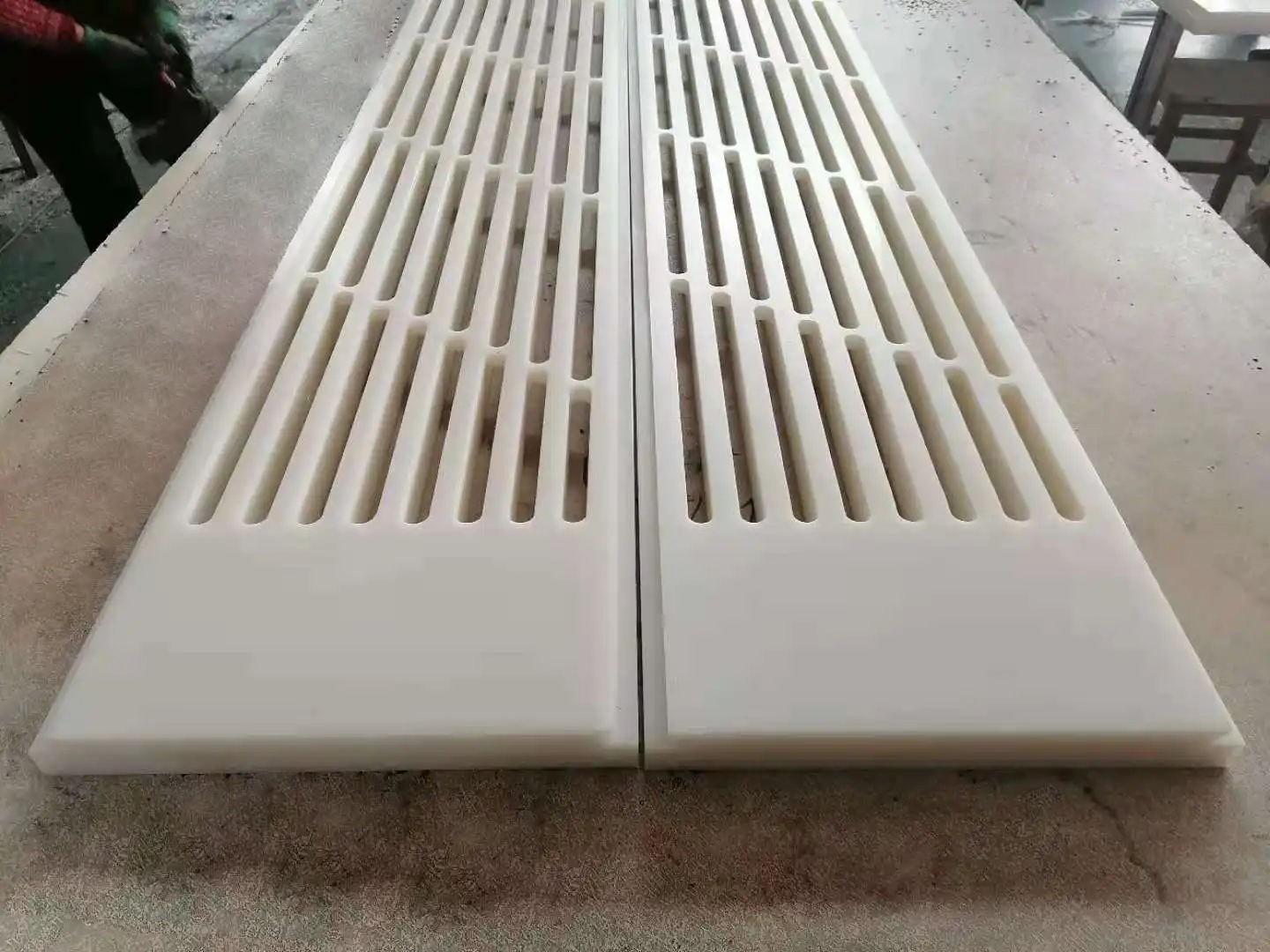 聚乙烯真空箱盖板